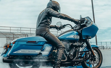 Harley-Davidson Fast Johnnie Blue Paint Product